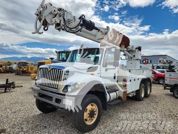 Altec D3060BTR Автовишки на базі вантажівки