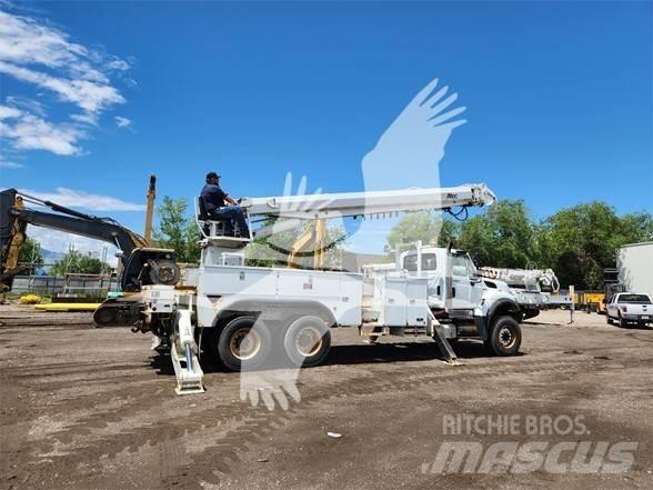 Altec D4065ATR Автовишки на базі вантажівки