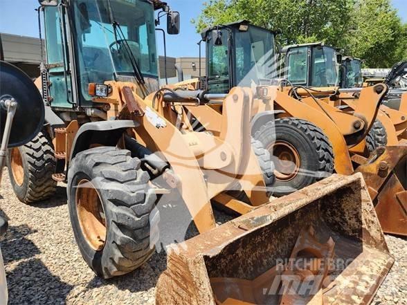 CASE 521F Фронтальні навантажувачі