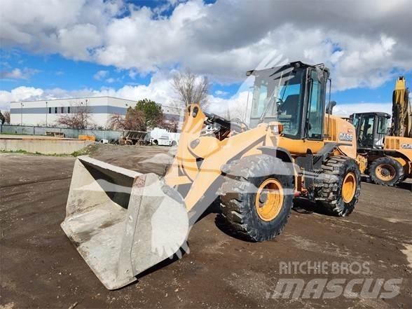 CASE 621F Фронтальні навантажувачі