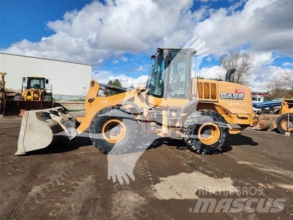 CASE 621F Фронтальні навантажувачі