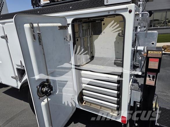 Ford F550 Будтехніка - Інші