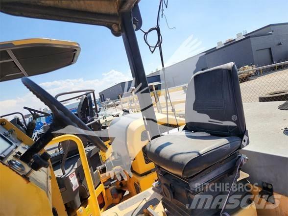 Ingram RP915 Пневматичні катки