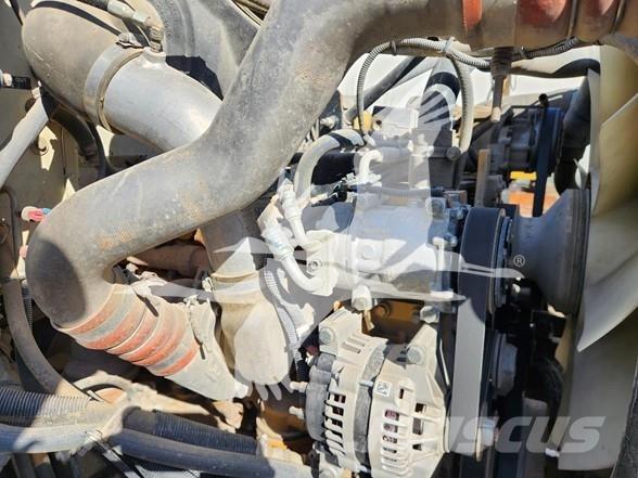 Peterbilt 330 Будтехніка - Інші