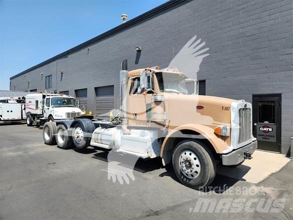 Peterbilt 367 Тягачі