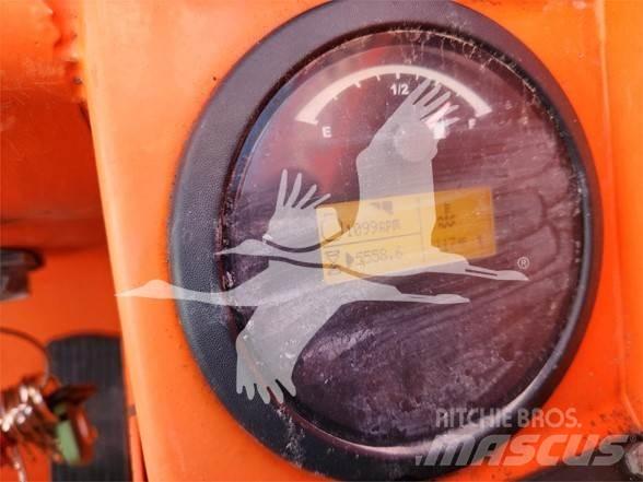 SkyTrak 10054 Телескопічні навантажувачі