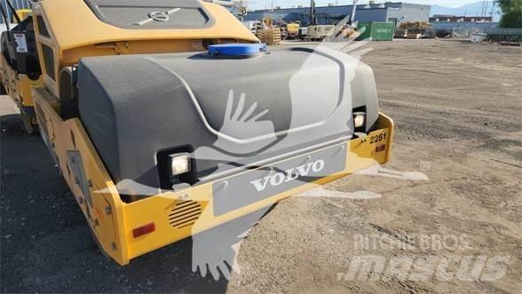 Volvo DD110B Грунтові котки
