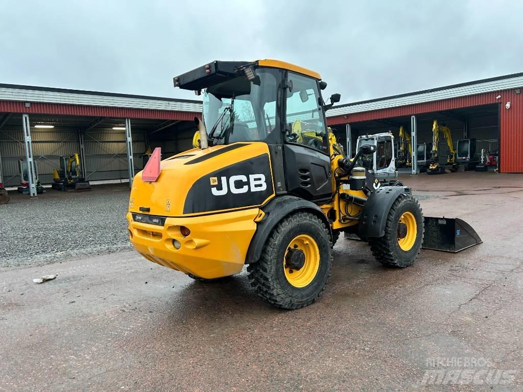 JCB 409 Фронтальні навантажувачі