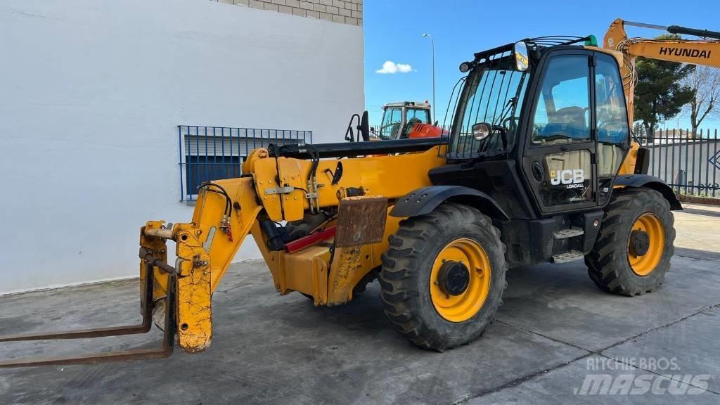 JCB 540-140 Телескопічні навантажувачі
