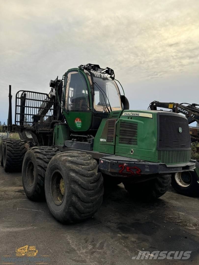 John Deere 1910E Форвардери