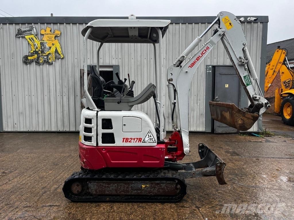 Takeuchi TB 217 R Міні-екскаватори < 7т