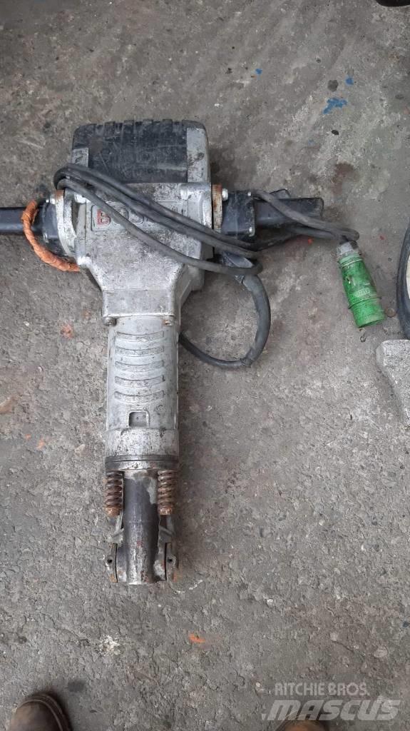 Atlas Copco 25 KI Плуги