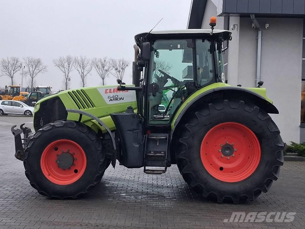 CLAAS Arion 640 Трактори