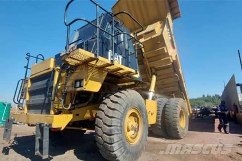CAT 773E Вантажівки / спеціальні