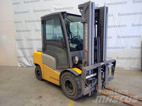 Jungheinrich DFG 430 Дизельні навантажувачі