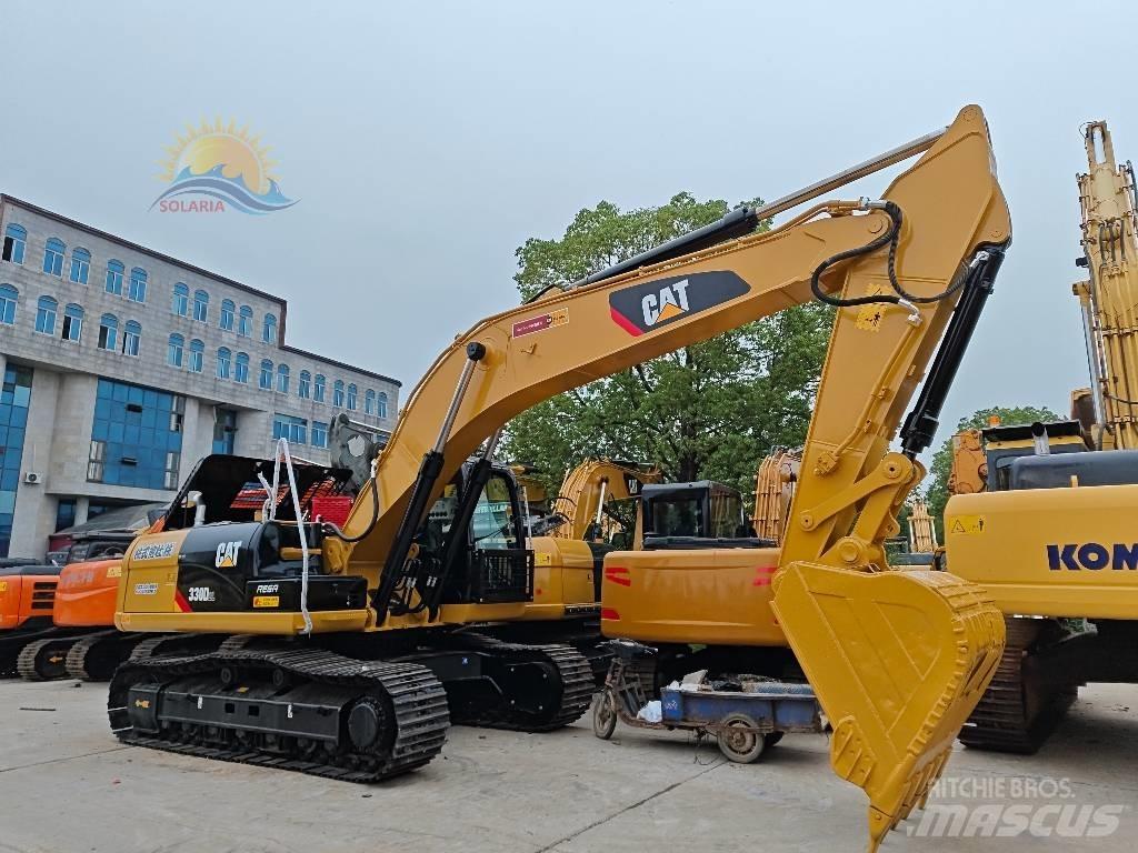 CAT 330 D2L Гусеничні екскаватори