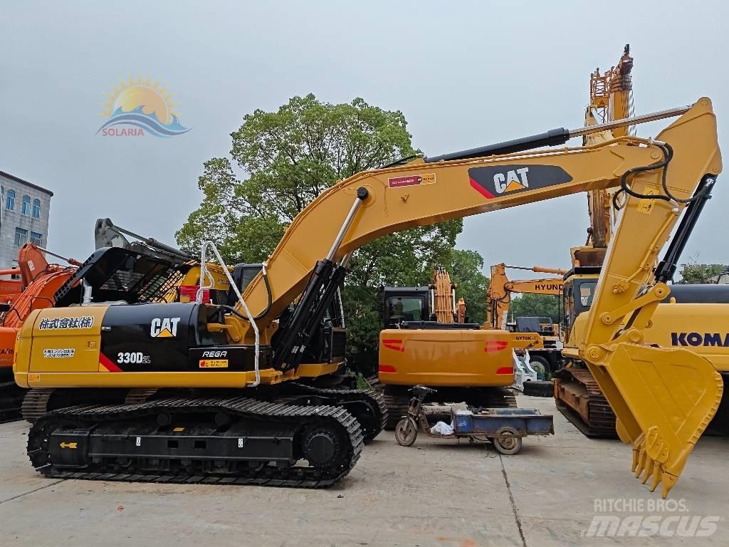 CAT 330 D2L Гусеничні екскаватори