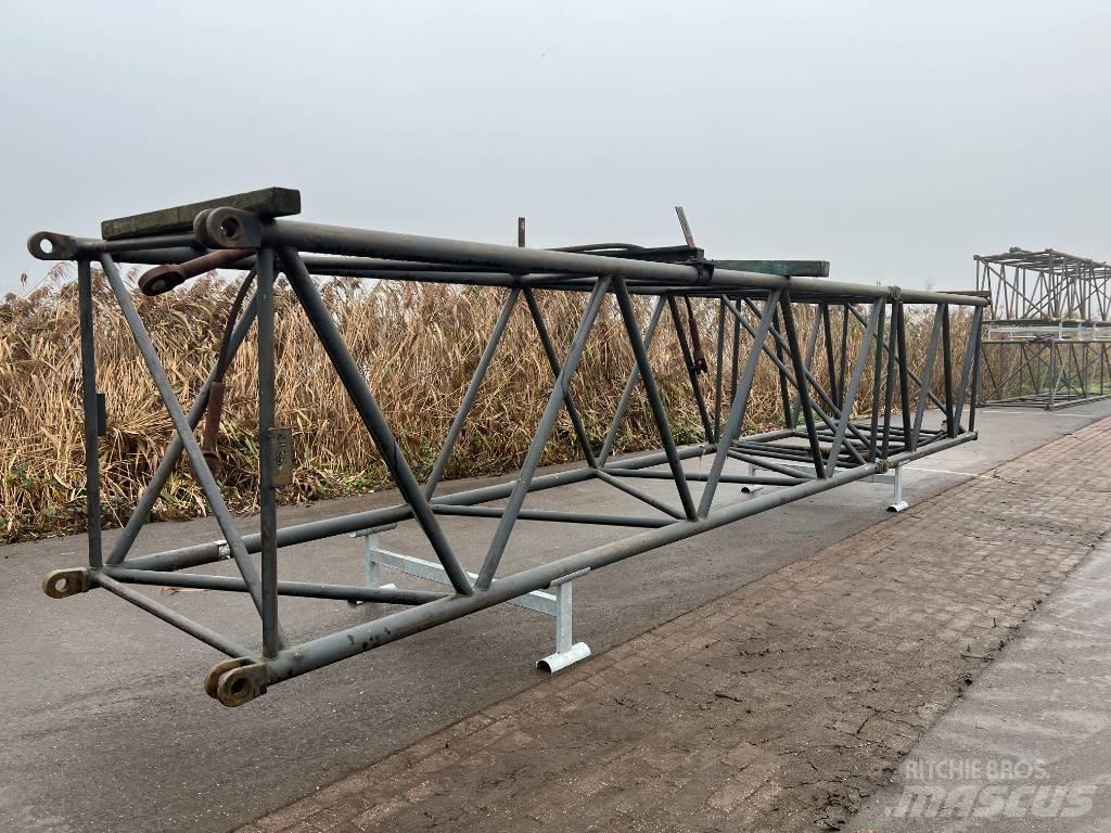 Hitachi KH 300 Запчастини для кранів