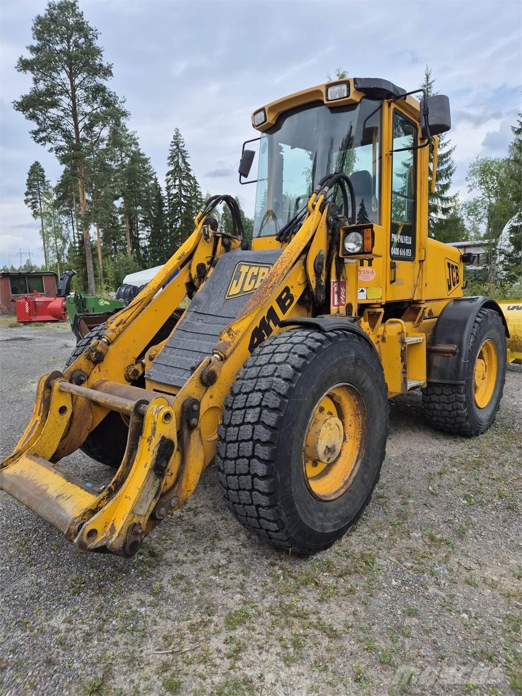 JCB 411B Фронтальні навантажувачі