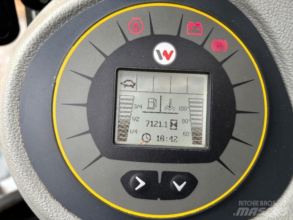 Wacker Neuson EW 100 Колісні екскаватори