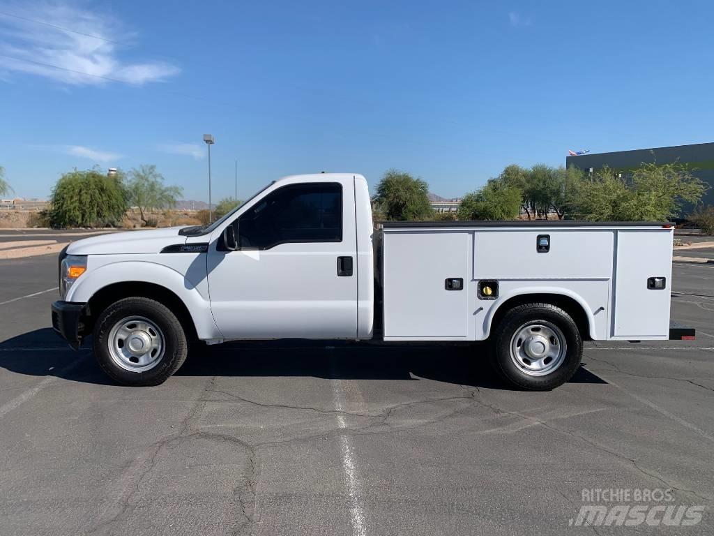 Ford F 350 HD Комунальні автомобілі / автомобілі загального призначення