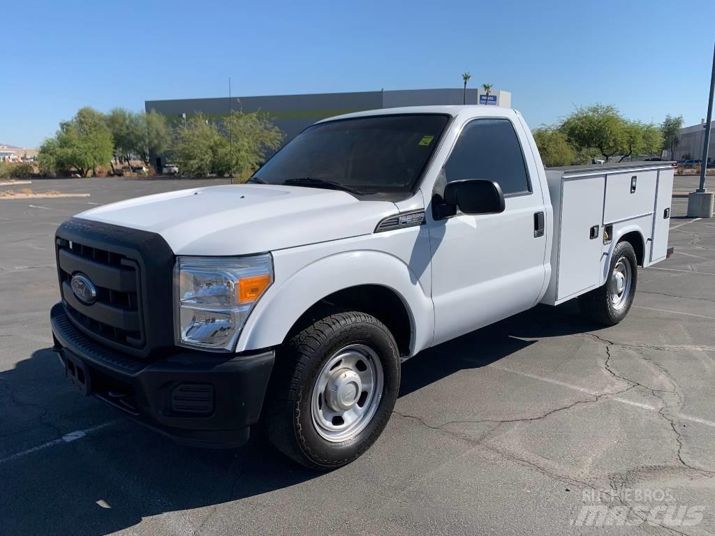 Ford F 350 HD Комунальні автомобілі / автомобілі загального призначення