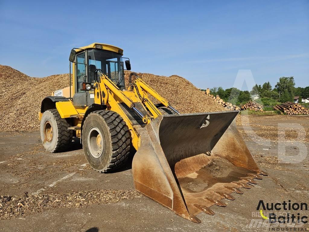 JCB 426 HT Фронтальні навантажувачі