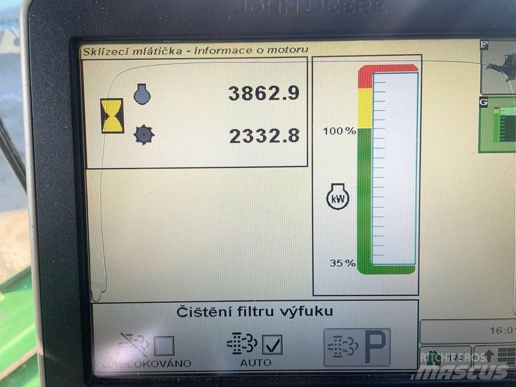 John Deere T 670 i Зернозбиральні комбайни