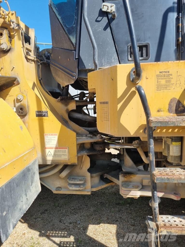 CAT 966 G II Фронтальні навантажувачі
