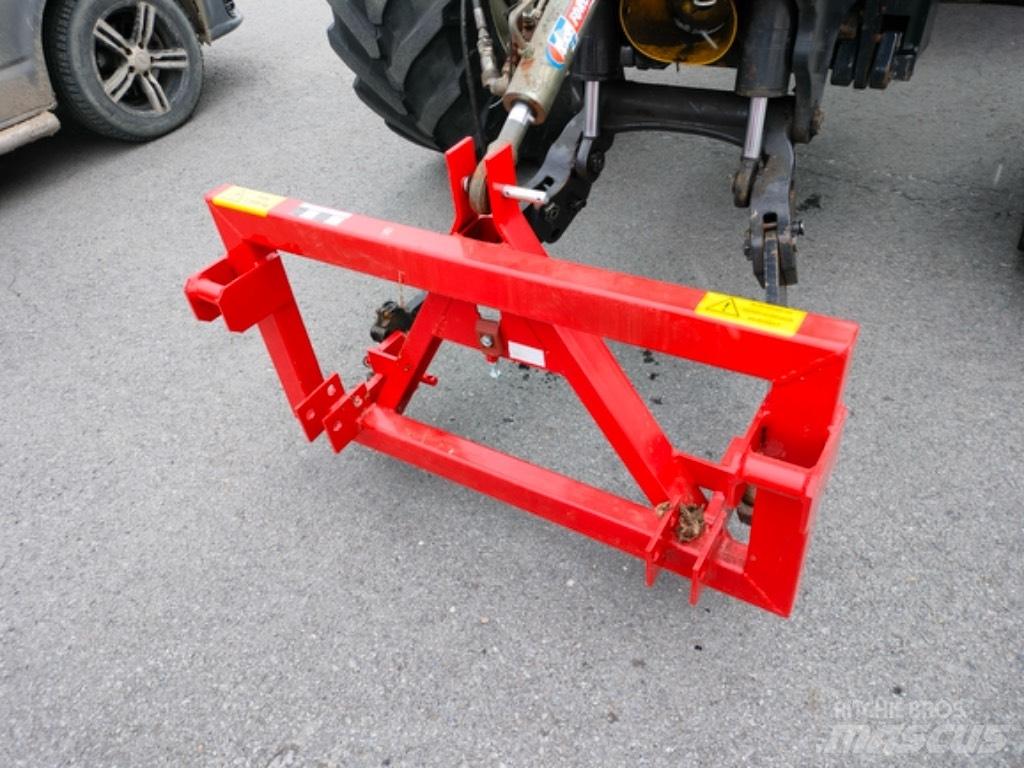 Valtra Adapteri Трактори