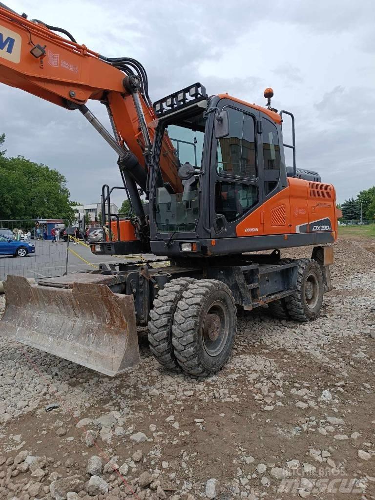 Doosan DX 190 W-5 Колісні екскаватори