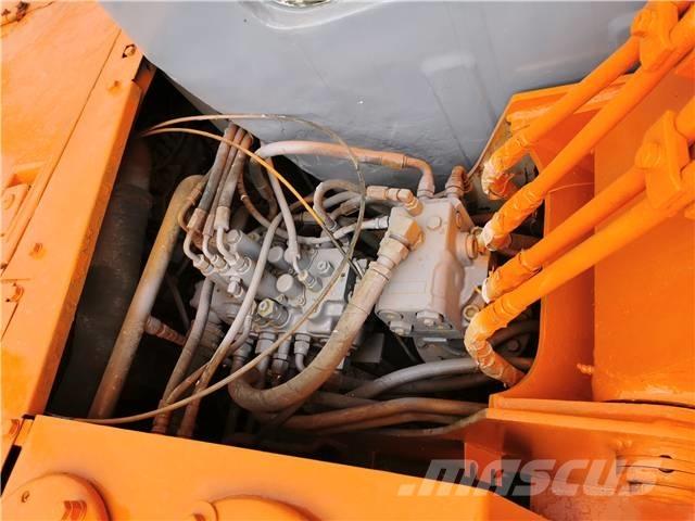 Hitachi ZX60 Гусеничні екскаватори