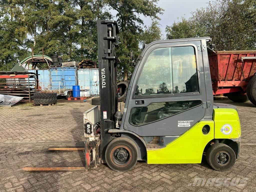 Toyota 06-8FD25F Дизельні навантажувачі