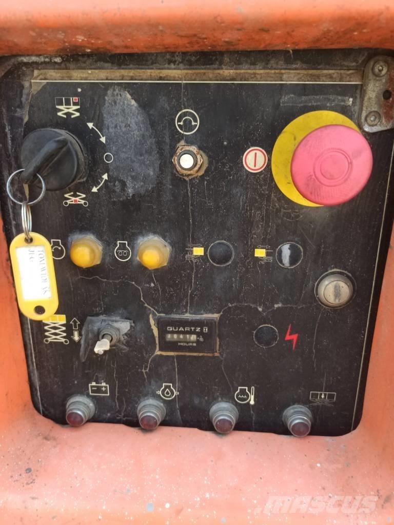 JLG 4394 RT Підйомники-ножиці