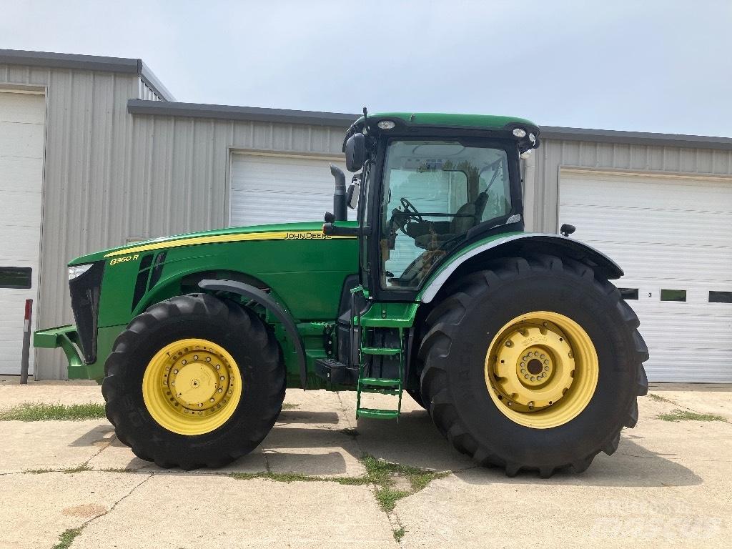 John Deere 8360 R Трактори