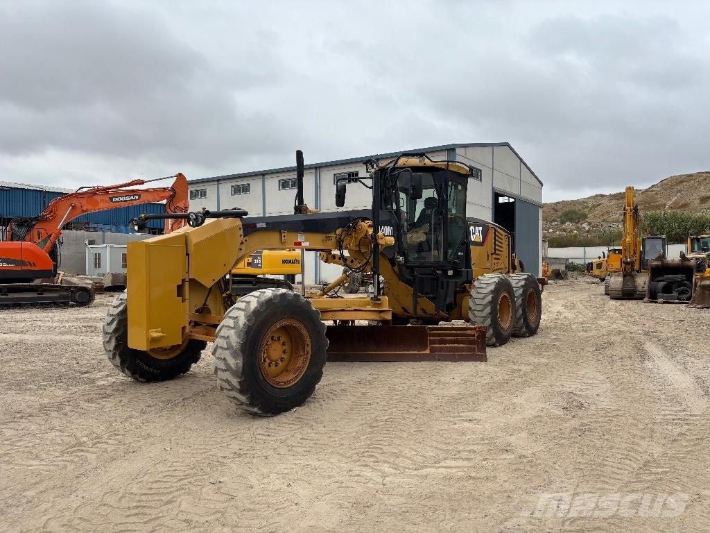 CAT 140M Грейдери