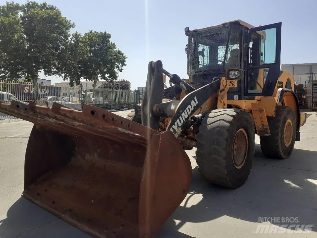 Hyundai HL 940A Фронтальні навантажувачі