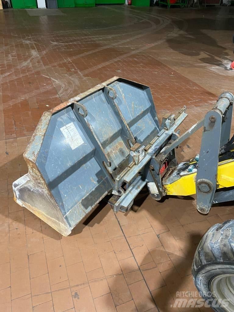 Kramer 350 Міні-навантажувачі