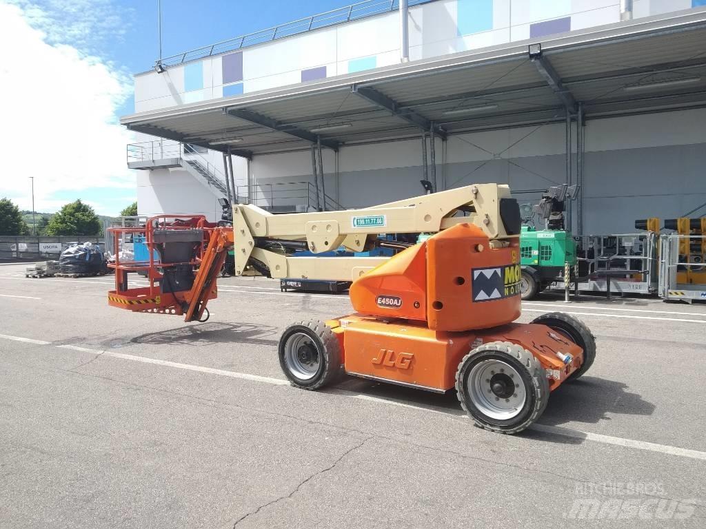 JLG E 450 AJ Колінчаті підйомники