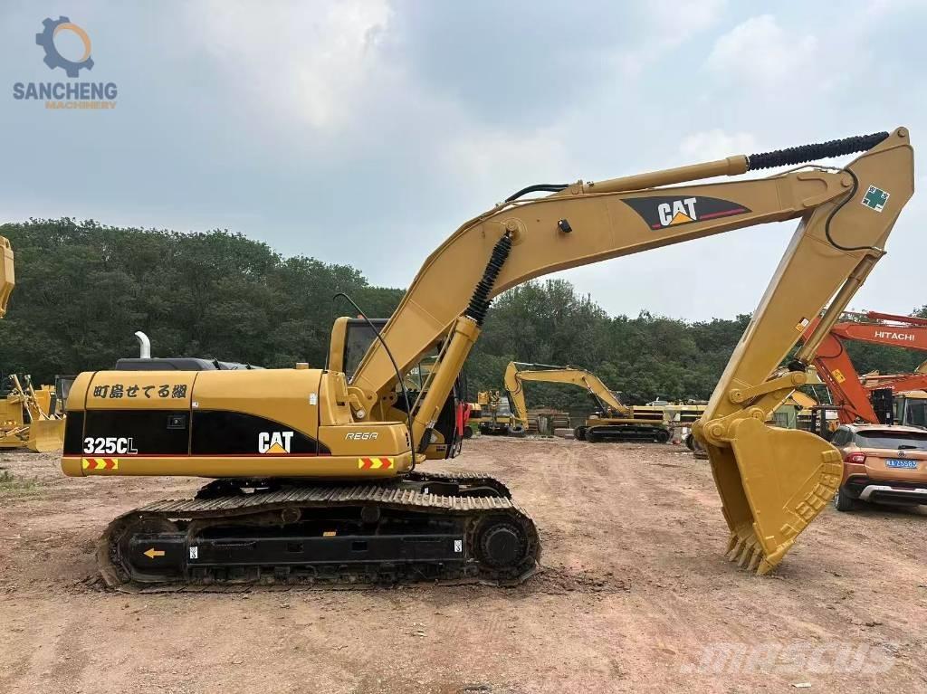 CAT 325 CL Гусеничні екскаватори