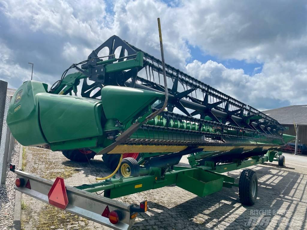 John Deere S 690 i Зернозбиральні комбайни