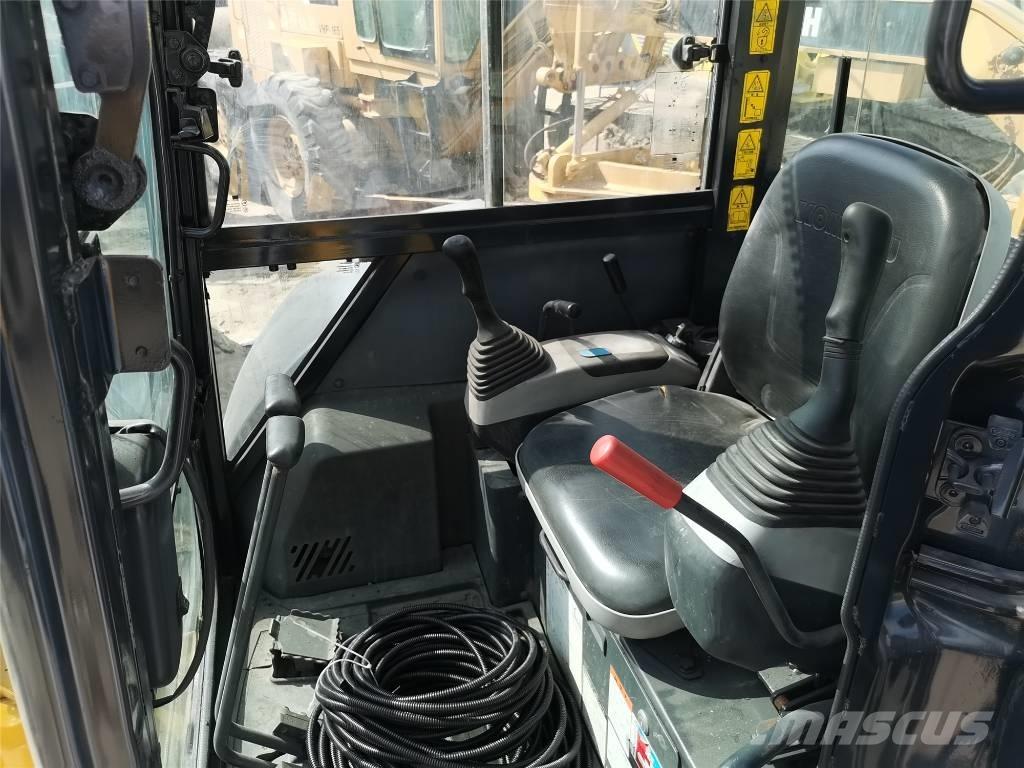 Komatsu PC35 Міні-екскаватори < 7т