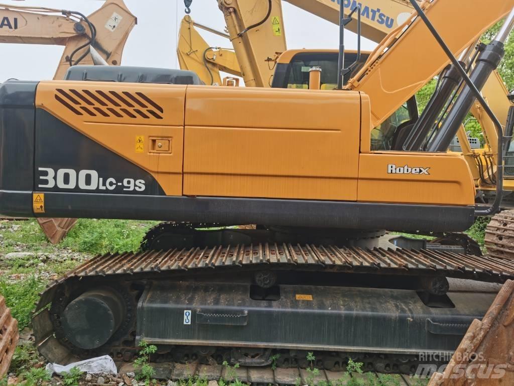 Hyundai R 300LC-9S Гусеничні екскаватори