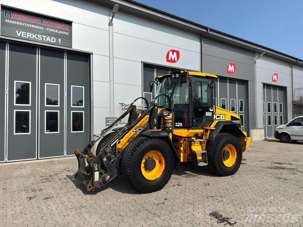 JCB 413 Фронтальні навантажувачі