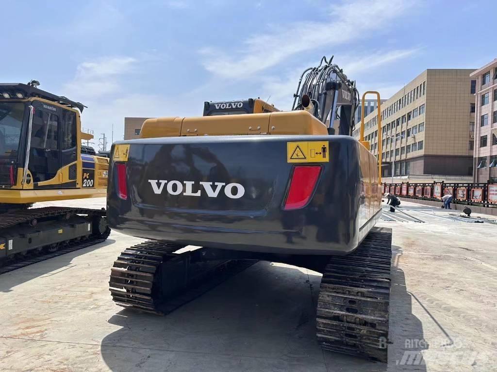 Volvo EC 210 B LC Гусеничні екскаватори