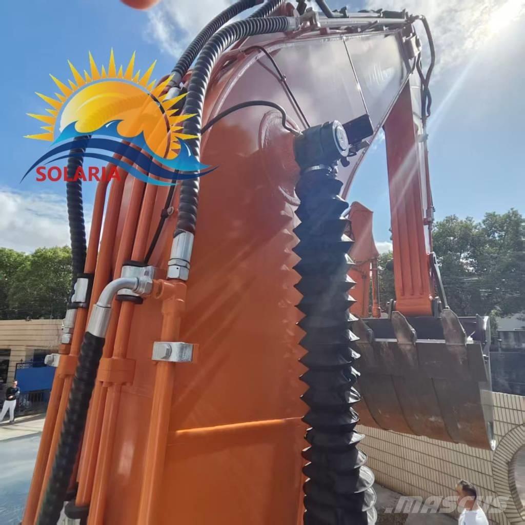 Doosan DX 225 LCA Гусеничні екскаватори