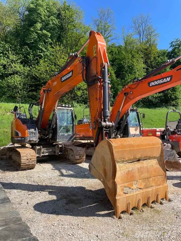 Doosan DX 235 LCR-5 Гусеничні екскаватори