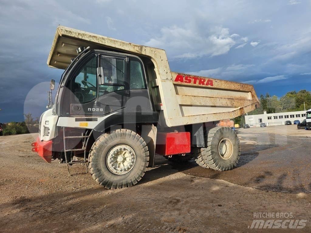 Astra RD 28 C Кар`єрні самоскиди