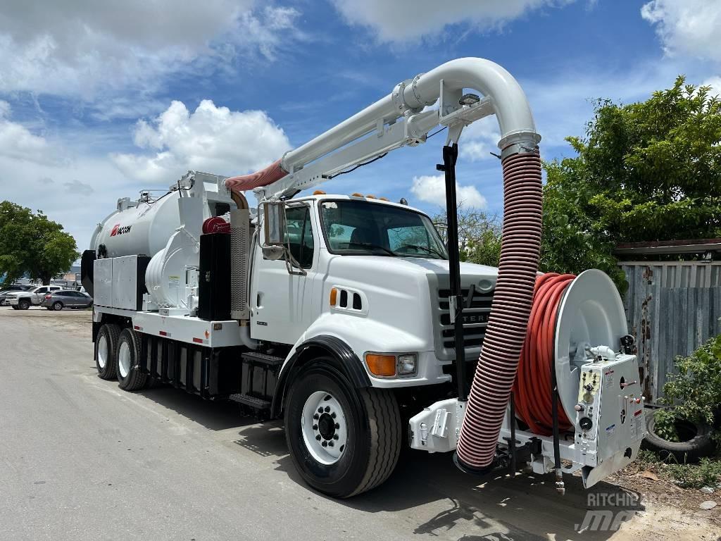 Sterling L 9500 Комбі/Вакуумні вантажівки