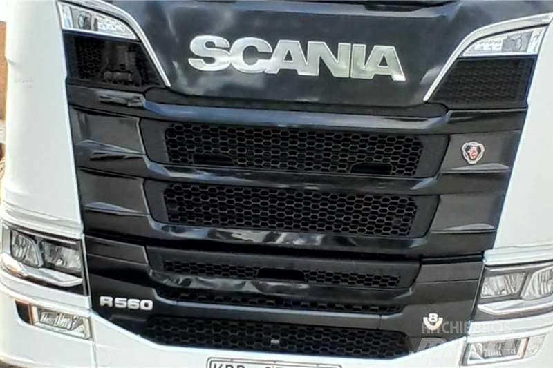 Scania R560 Вантажівки / спеціальні